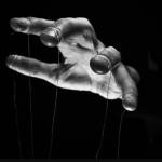 QUI DIRIGE LE MONDE ? Profile Picture